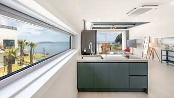 Namhae Orosy Bada Pool Villa & Pension