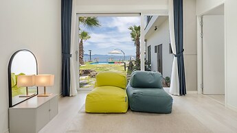 Namhae Orosy Bada Pool Villa & Pension