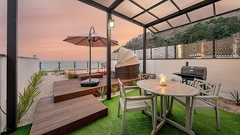 Namhae Orosy Bada Pool Villa & Pension