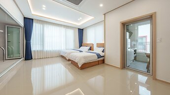 Gapyeong Reflex Pool Villa Pension