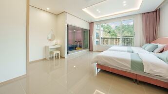 Gapyeong Reflex Pool Villa Pension
