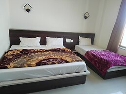 Mahendra Palace