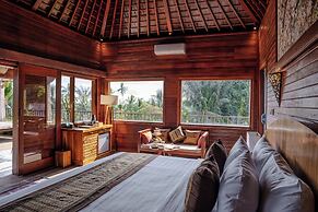 Hoshi Jungle Resort