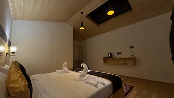 De Reeva Resort Pangong