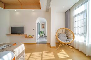 Dali Jiuju Cottage Rural View