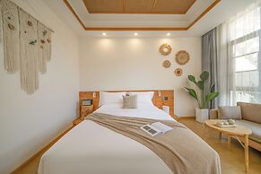 Dali Jiuju Cottage Rural View