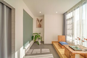 Dali Jiuju Cottage Rural View