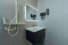 Wuyi Whispering Maple