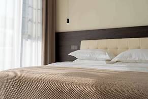 Wuyi Whispering Maple