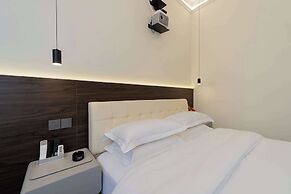 Wuyi Whispering Maple