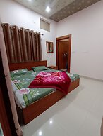 Hotel Saraswati Atithi Bhawan Vrindavan