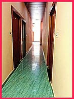 Hotel Saraswati Atithi Bhawan Vrindavan