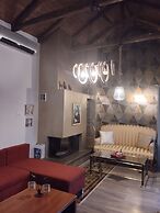 Mona Lisa Guest House