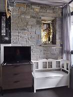 Mona Lisa Guest House