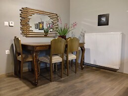 Mona Lisa Guest House