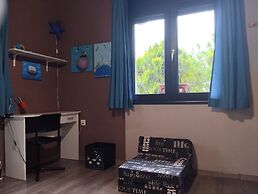 Mona Lisa Guest House