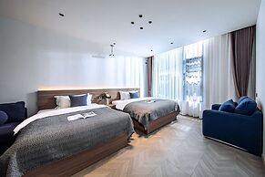 Dali Water Cloud Pavilion Ocean View