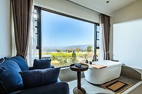 Dali Water Cloud Pavilion Ocean View