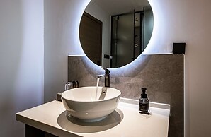 Dali Water Cloud Pavilion Ocean View