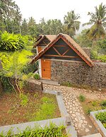 Maayaa riverside villa by KPM Tripenta