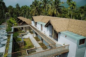 Maayaa riverside villa by KPM Tripenta