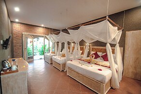 Rumah Gajah by Kubukubali