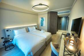 Aste Hotel