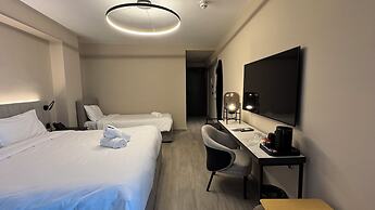 Aste Hotel