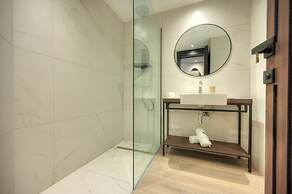 Aste Hotel