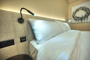 Aste Hotel