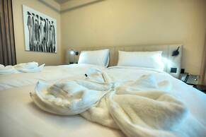 Aste Hotel