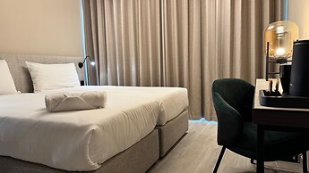 Aste Hotel