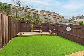 Host Stay Clearwell Gardens
