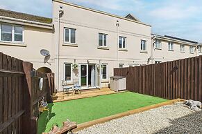 Host Stay Clearwell Gardens