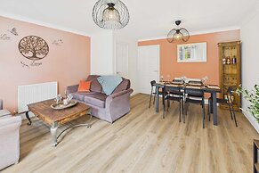 Host Stay Clearwell Gardens