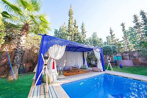 Luxurious Aghmat Villa With Private Pool and Panoramic Mountain Views