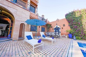 Luxurious Aghmat Villa With Private Pool and Panoramic Mountain Views