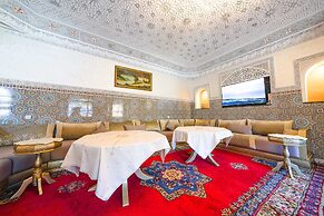 Luxurious Aghmat Villa With Private Pool and Panoramic Mountain Views