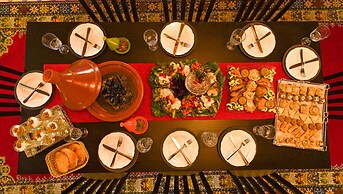 Luxurious Aghmat Villa With Private Pool and Panoramic Mountain Views