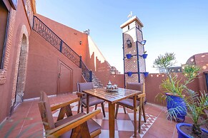 Luxurious Aghmat Villa With Private Pool and Panoramic Mountain Views