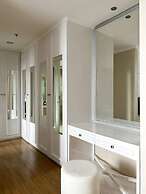 Salute de Senopati - Luxury Apartments