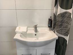 1 Double Beds Studio 95 Aquirus Drive