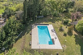 Cottage Monti Pet Friendly Shared Pool