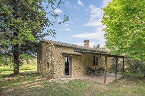 Cottage Monti Pet Friendly Shared Pool