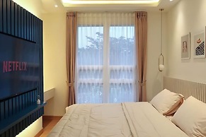 Lush Lakeside - Citra Luxury Apartments