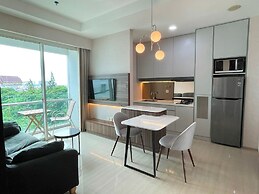 Lush Lakeside - Citra Luxury Apartments