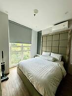 Lush Lakeside - Citra Luxury Apartments