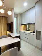 Lush Lakeside - Citra Luxury Apartments