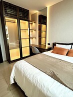 Lush Lakeside - Citra Luxury Apartments