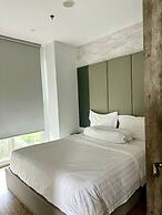 Lush Lakeside - Citra Luxury Apartments